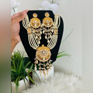 Indian  Pearl Jewelry Set